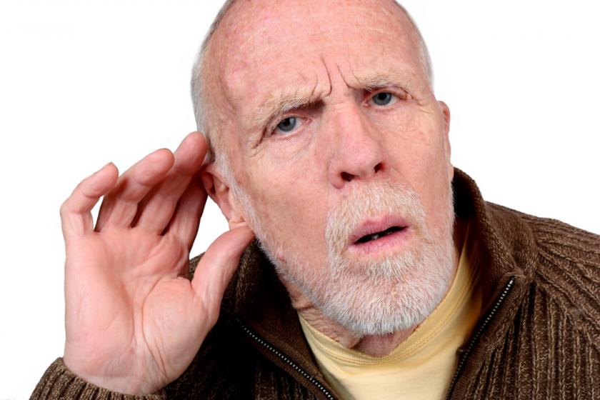 Kinh nghiệm khi chọn mua máy trợ thính cho người già